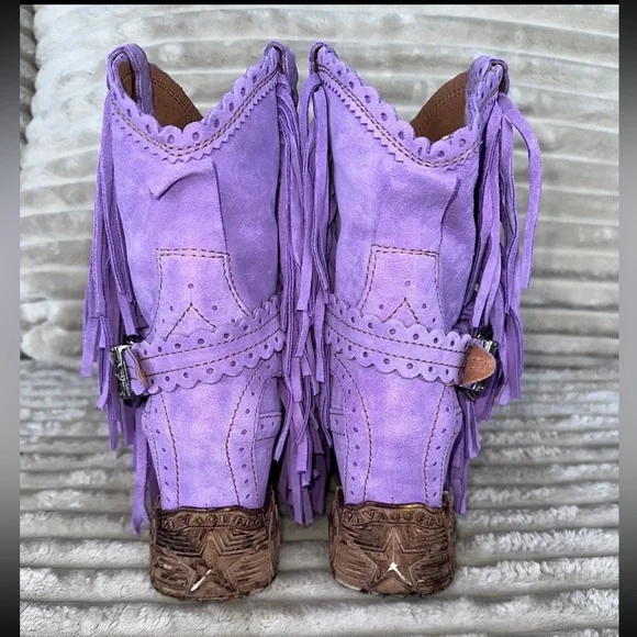 El Vaquero Arya Silverstone fringe moccasin boots - Picture 2 of 7
